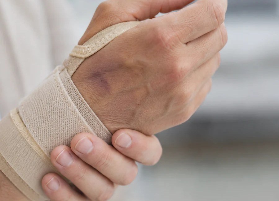 Scaphoid Fracture Fixation medical procedure visual